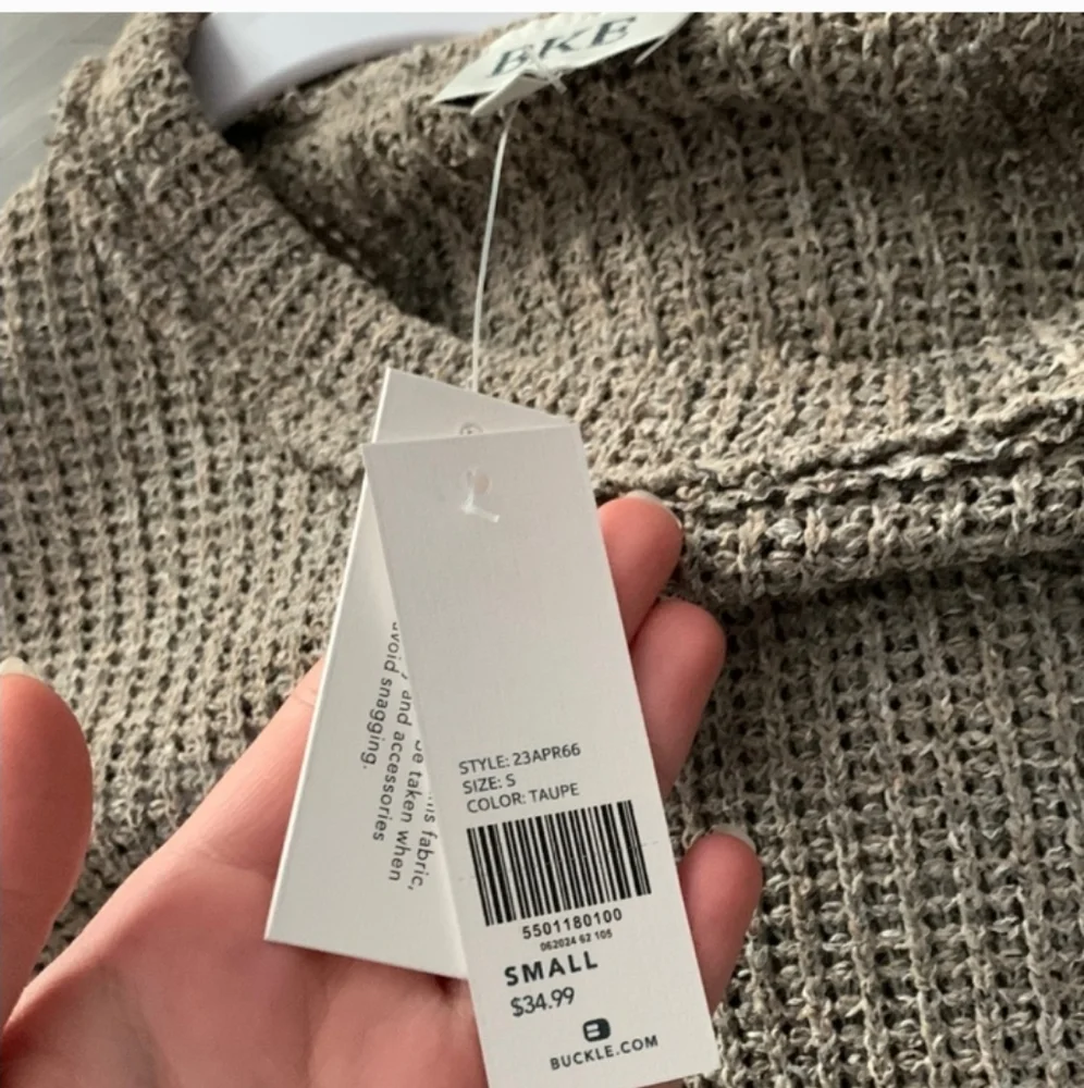 NWTS Womens BKE Gray Crew Neck Sweater with Ribbed Knit Size Small!!
